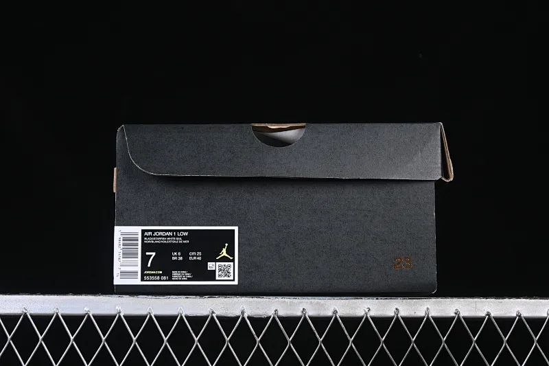 All categories Air Jordan Jordan series basketball shoes Air Jordan 1 Low G version pure original Air Jordan 1 Low AJ1 Joe 1 black and white orange low-top retro cultural basketball shoes 553558-081